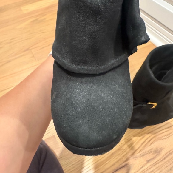 Prada Black Fold-Over Ankle Heeled Boots with Gold Buckle - Picture 8 of 10